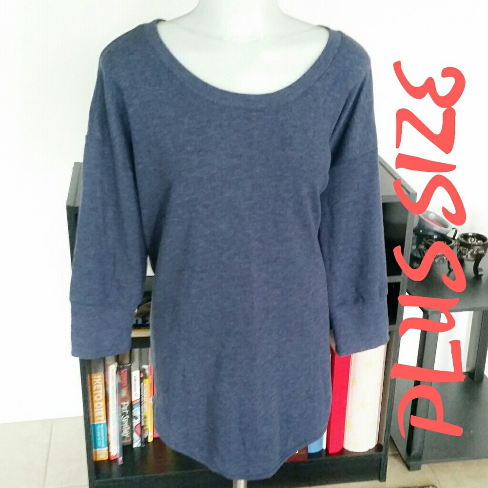 Danskin Now| Blue 3/4 Sleeve Top